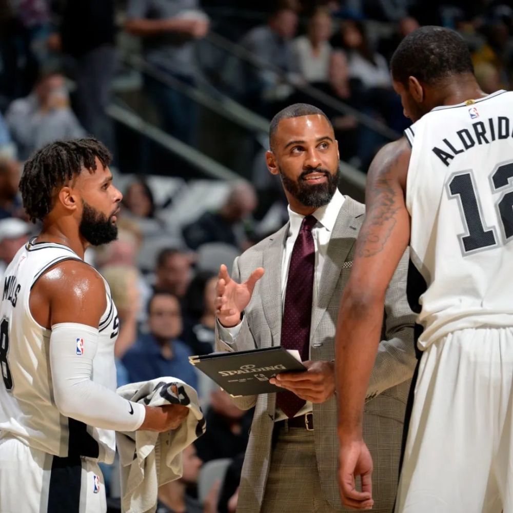 队面临新的 队面临新的