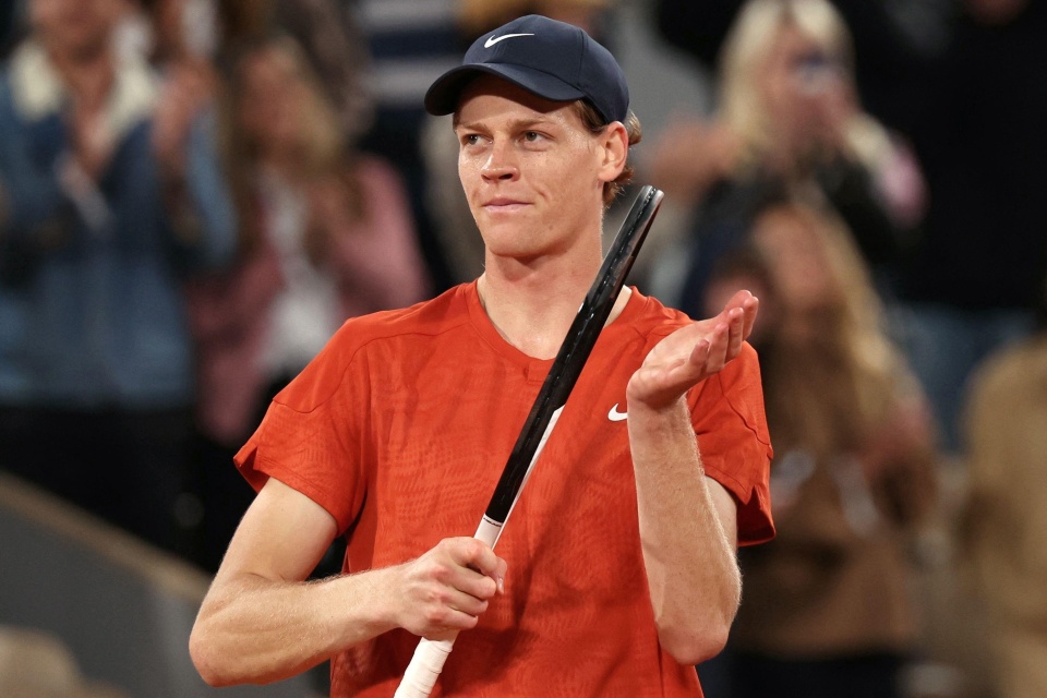 中后场出球 中后场出球